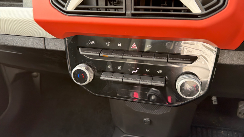 Dacia Spring 27kWh Expression 65 48kW 5dr Auto Electric Hatchback